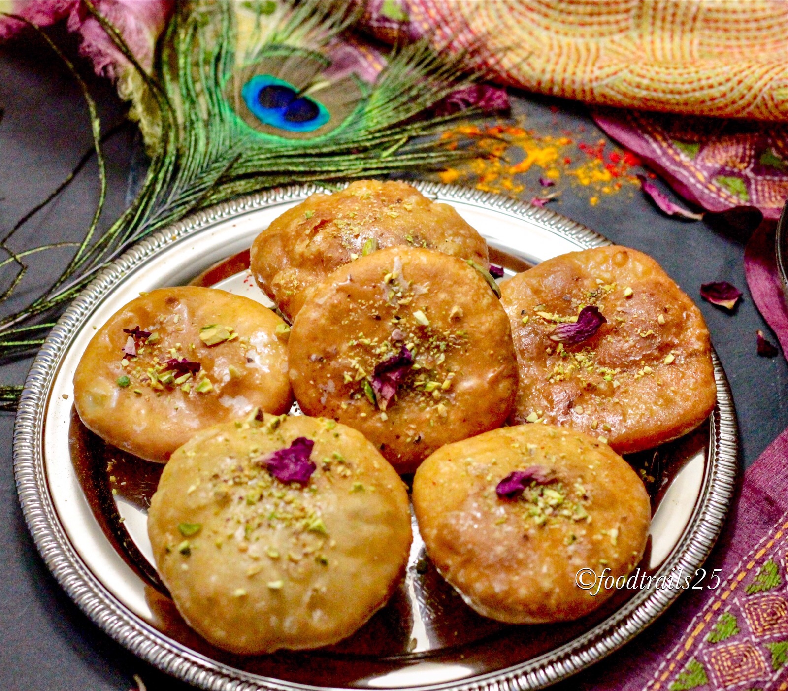 Mawa Kachori
