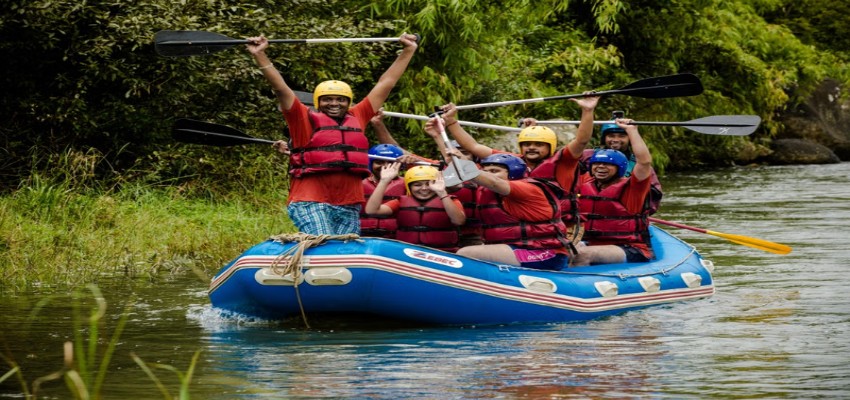 River Rafting on Barapole River