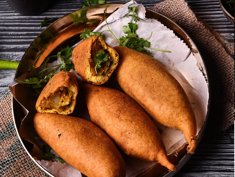 Mirchi Vada